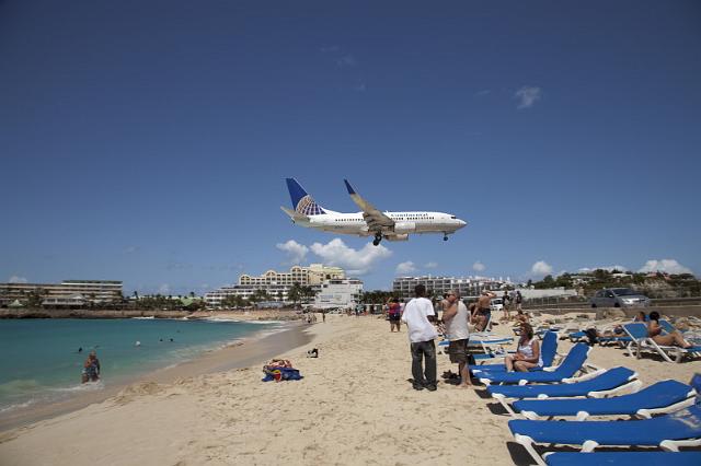 27 St. Maarten, Maho Beach.jpg